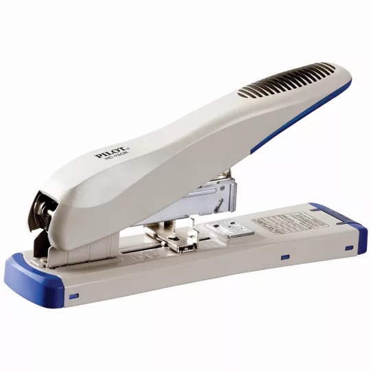 REG-PO-0535 Engrapadora Pilot P1087 HC-13CR, tira completa, capacidad 20 hojas - Image 1