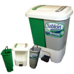 Cesto de Basura Sablón 8524DU Rectangular con Pedal y Tapa, Colores Surtidos